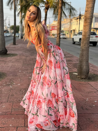 Urlaubskleid mit Blumenmuster Rüschenärmeln Rückenausschnitt und Bindebändern gestuftem Maxikleid