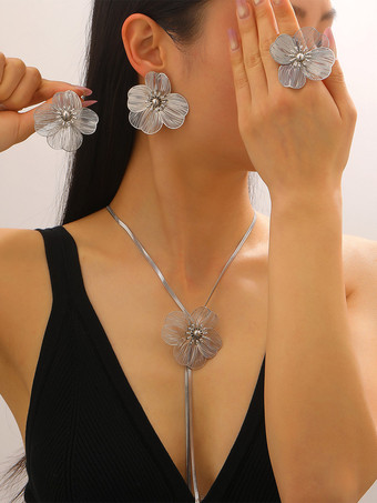 シルバー ワイヤー透かし細工の花モチーフジュエリーセット、花柄ドロップイヤリング、調節可能なロングネックレス、オープンリング 4点セット