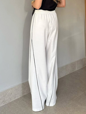 Damenhose mit Schleife am Bund weitem Bein Seitenstreifen hohem Bund und fließendem Schnitt