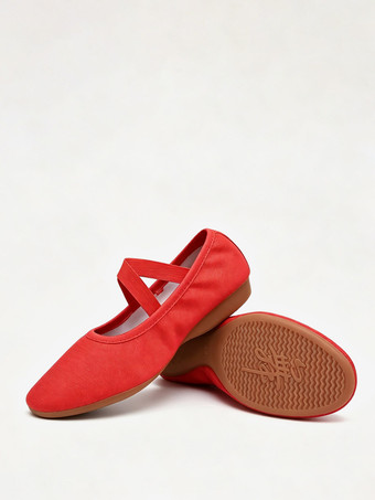 Rosa Ballettschuhe mit runder Spitze und gekreuzten Kreuzen