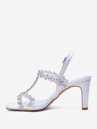 Brautschuhe aus Satin mit Blockabsatz Strasssteinen und floralen Details