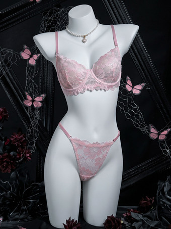 Zweiteiliges Dessous-Set aus rosafarbener transparenter Spitze mit Bügel-BH und passendem String