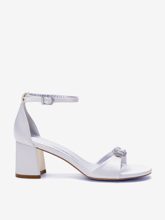 Elfenbeinfarbene Brautschuhe aus Satin mit Strasssteinen Blockabsatz und Knöchelriemen