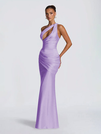 Fuchsia RoseRobe de soirée plissée longue en satin soyeux à encolure travaillée et élastique idéale pour les fêtes formelles.