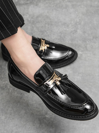 Schwarze Herren-Freizeitschuhe runde Slipper mit Quasten