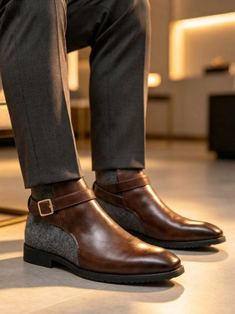 Schwarze Stiefeletten mit runder Zehenpartie Patchwork-Details und Schnallen