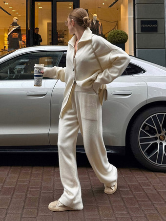 Dunkelgraues Strick-Loungewear-Set für Damen: Zweiteiliges Outfit mit Hose mit halbem Reißverschluss und weitem Bein