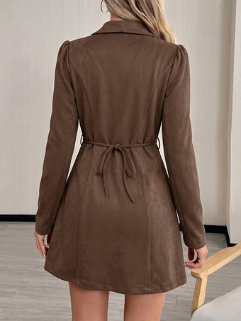 Alltags-Blazer-Kleid aus braunem Wildleder mit Revers V-Ausschnitt Knopfleiste langen Ärmeln und Bindeband am Rücken