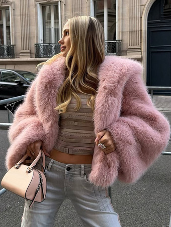 Damenjacke aus rosa Kunstfuchsfell dick warm mit breitem Kragen kurz geschnitten
