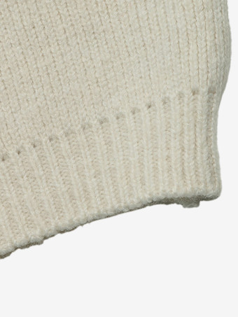 Cardigan da donna bianco sporco in maglia con scollo a V e stampa floreale maniche lunghe taglio corto