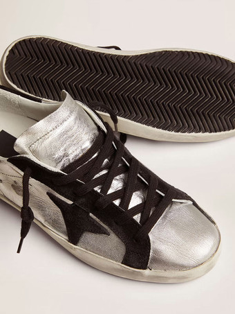 Zapatillas skate con estampado de estrellas plateadas para mujer