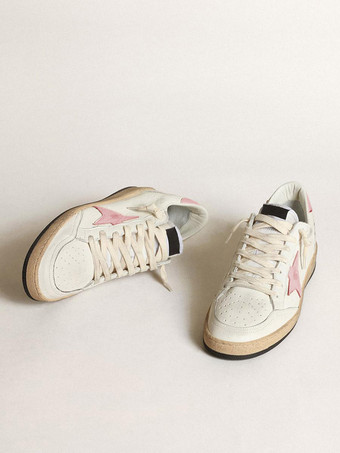 Damen-Skate-Sneaker  weiße Schnür-Sneaker mit runder Zehenpartie und Sternenmuster