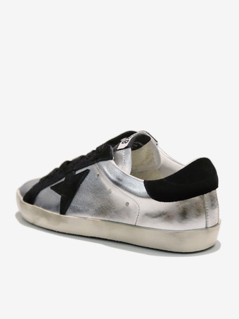 Zapatillas skate con estampado de estrellas plateadas para mujer