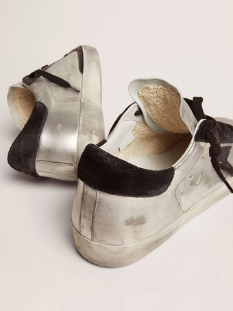 Zapatillas skate con estampado de estrellas plateadas para mujer