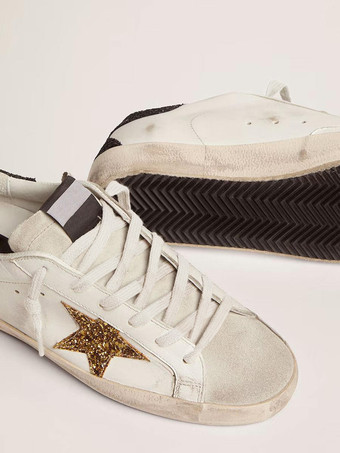Zapatillas de deporte para mujer blancas con punta redonda detalle de purpurina cordones y zapatillas de skate