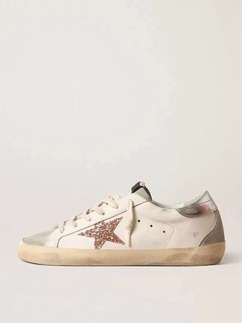 or Baskets de skate à bout rond en patchwork pailleté écru et blanc pour femmes