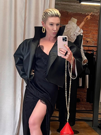 Veste en cuir pour femme marron rougeâtre ample courte col montant en similicuir