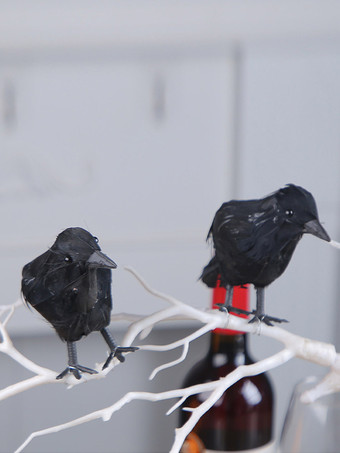 ハロウィン用フェイクフェザーのカラスフィギュア、黒いカラスの卓上装飾、写真撮影用小道具