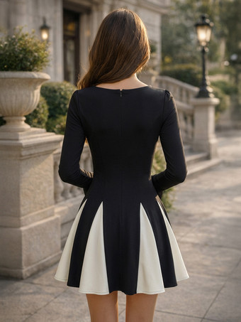 コントラストプリーツAラインフレアミニドレス（スクエアネック、レディース）2026