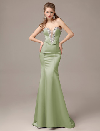 Verde salviaVestido de noche de satén con escote en corazón