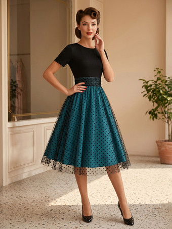 レトロワンピース　1950年代オードリー・ヘップバーン風　ジュエルネック　半袖　ミディアム　水玉　二次会　お呼ばれ　発表会　ロカビリーワンピース