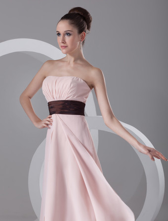 ピーチ　プロムドレス　シフォン　ストラップレス　カクテルドレス　ルーシュ　ワイドウエスト　ホームカミングドレス　