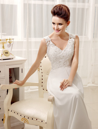 Strand Hochzeitskleider 2026 Chiffon Elfenbein Brautkleid Spitze Beading V-Ausschnitt Court Train Sommer Brautkleid