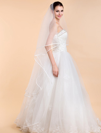 ウェディングベール　アイボリー　1層　チュール　リボンエッジ　ロングベール　ワルツの長さのベール　