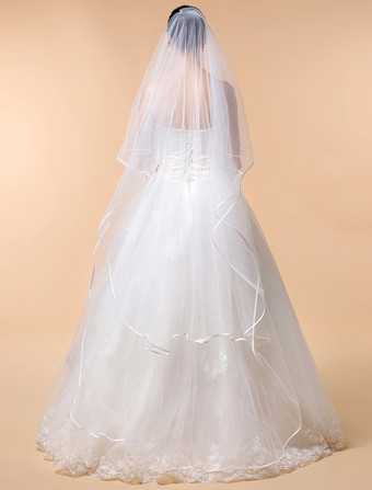 ウェディングベール　アイボリー　1層　チュール　リボンエッジ　ロングベール　ワルツの長さのベール　