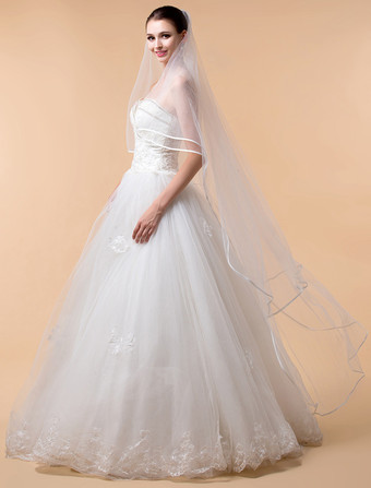 ウェディングベール　アイボリー　1層　チュール　リボンエッジ　ロングベール　ワルツの長さのベール　