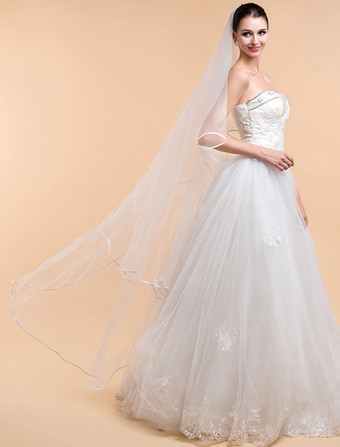 ウェディングベール　アイボリー　1層　チュール　リボンエッジ　ロングベール　ワルツの長さのベール　