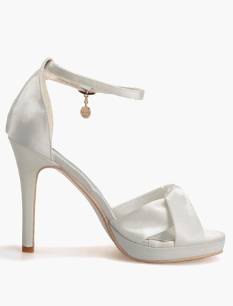 サンダル　ローヒール　レディース靴　結婚式　パーティー　美脚　新作　スティレットヒール　11cm　