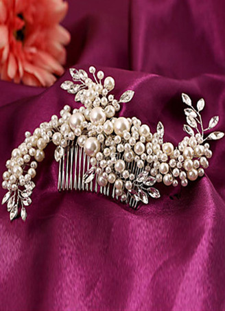 ヘアアクセサリー　クシ　アイボリー　頭飾り　ウェディングパーティー&ウエディング　