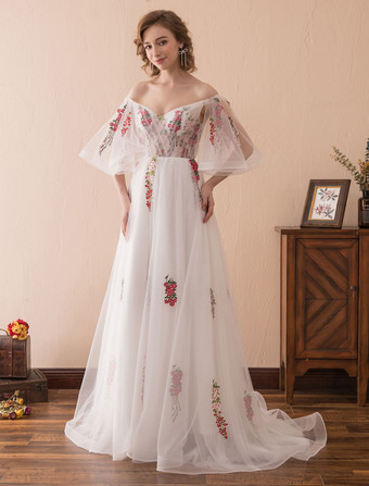 パーティードレス　アイボリー　Aライン　オーガンザ　五分袖　ボートネック　レースアップ　トレーン付き　