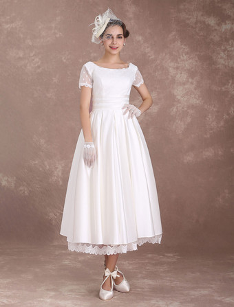 robe de mariée vintage A-ligne à taille naturelle Tissu de satin en dentelle avec doublure et jupon 