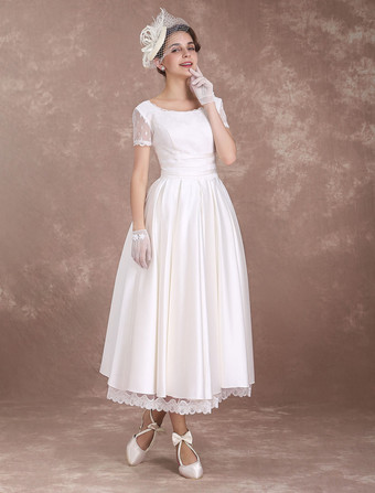 robe de mariée vintage A-ligne à taille naturelle Tissu de satin en dentelle avec doublure et jupon 