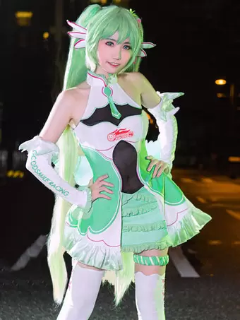 Halloween Costume Carnevale VOCALOID Hatsune Miku Gioco Cosplay Costume  verde chiaro accessori per la testa&Calze sopra al  ginocchio&Giarrettiera&abito&coprimaniche set donna 