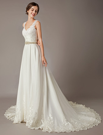 Robes de Mariée Ivoire Une Ligne Perlant Ceinture V Cou Robes De Mariée Avec Train