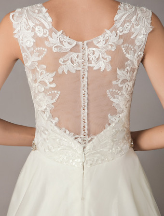 Robes de Mariée Ivoire Une Ligne Perlant Ceinture V Cou Robes De Mariée Avec Train