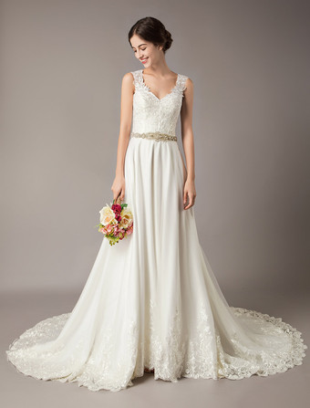 Robes de Mariée Ivoire Une Ligne Perlant Ceinture V Cou Robes De Mariée Avec Train