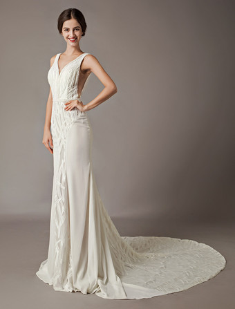 Robe de mariée sirène ivoire en chiffon col V en dentelle à traîne dos nu à zip robe de mariage
