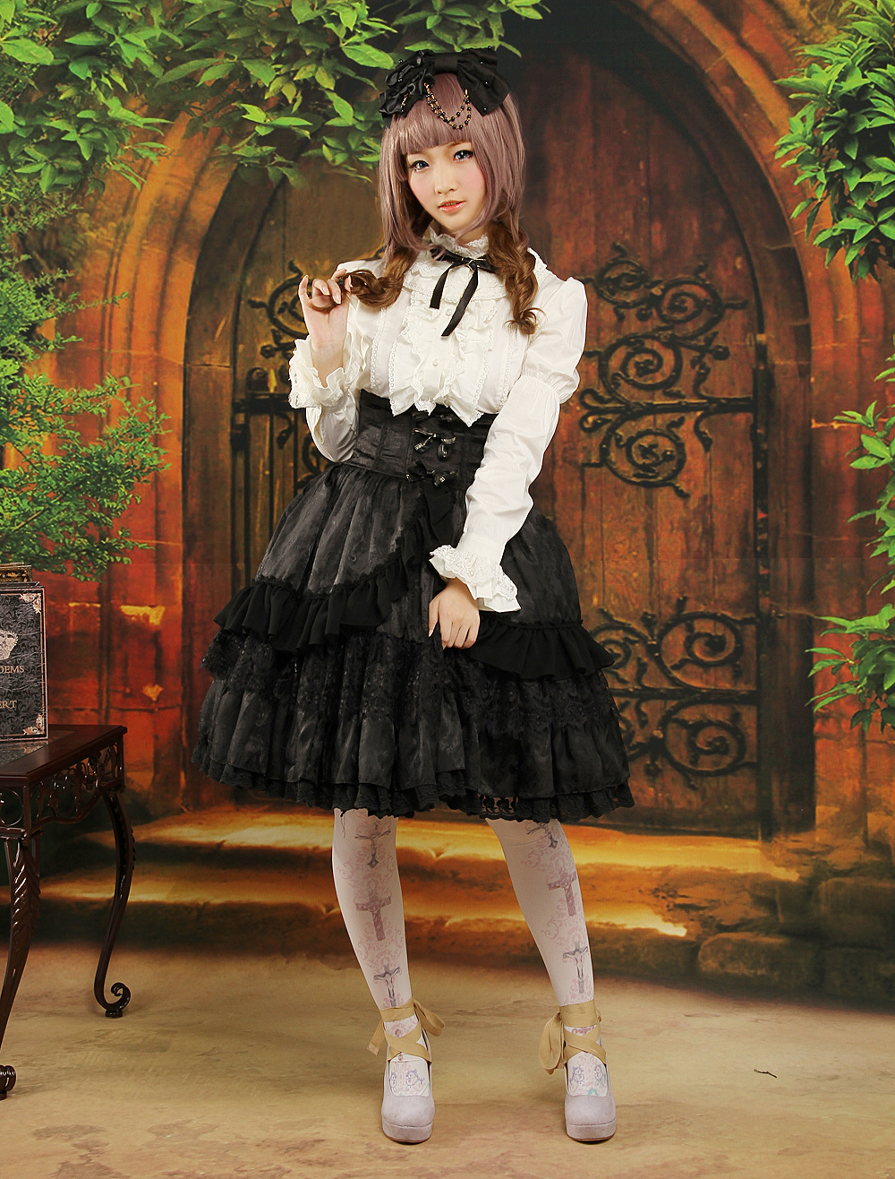 Lolitashow Gonna Lolita Nero Gotico Damascato Con Pieghettature Bianco E Nero Lolitashow Com