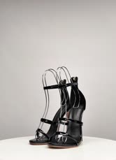 ブラックハイヒールサンダル ストラップ付きオープントゥ スティレットヒール ドレスシューズ